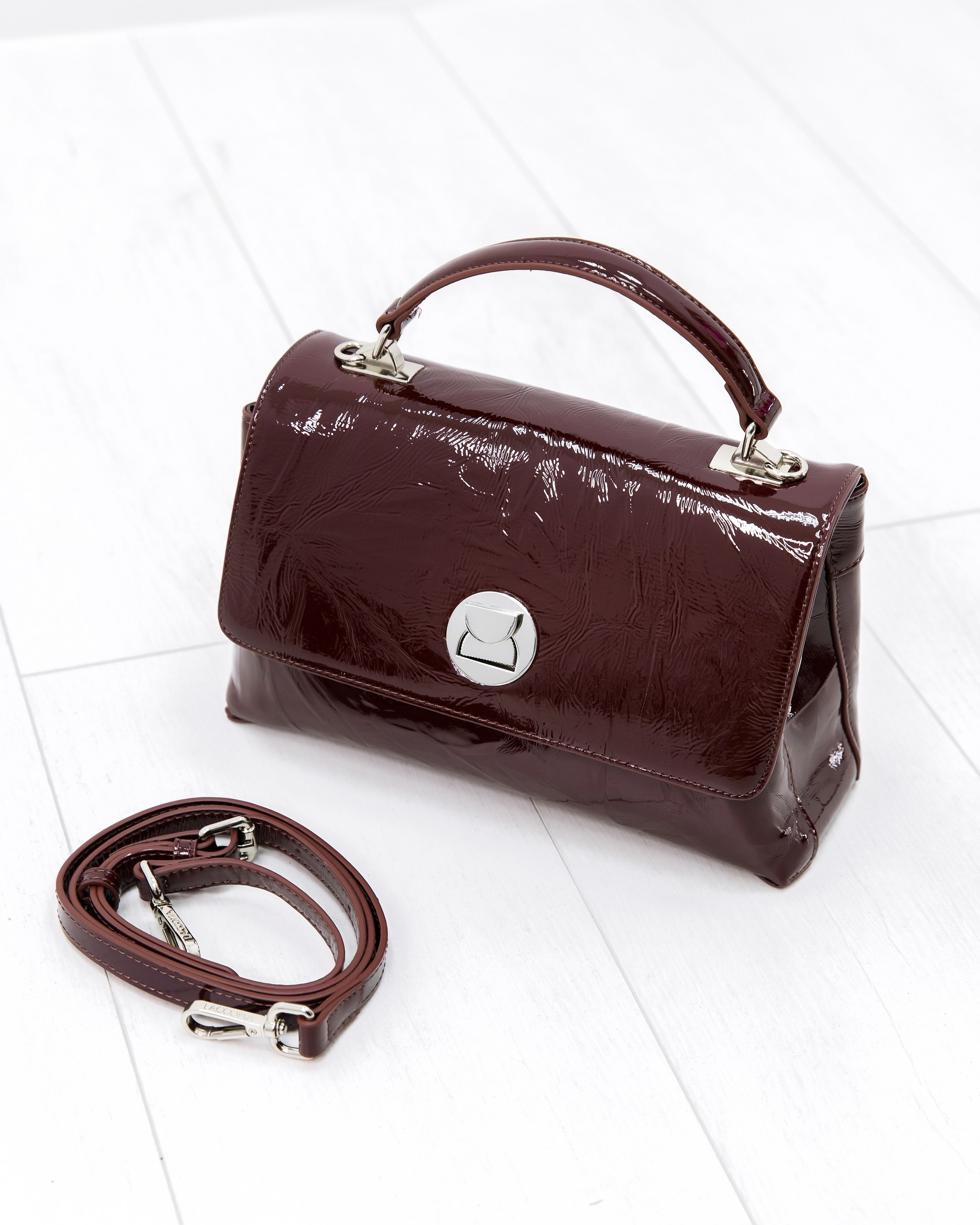 LACCOMA bag-66-19 / бордовый лак