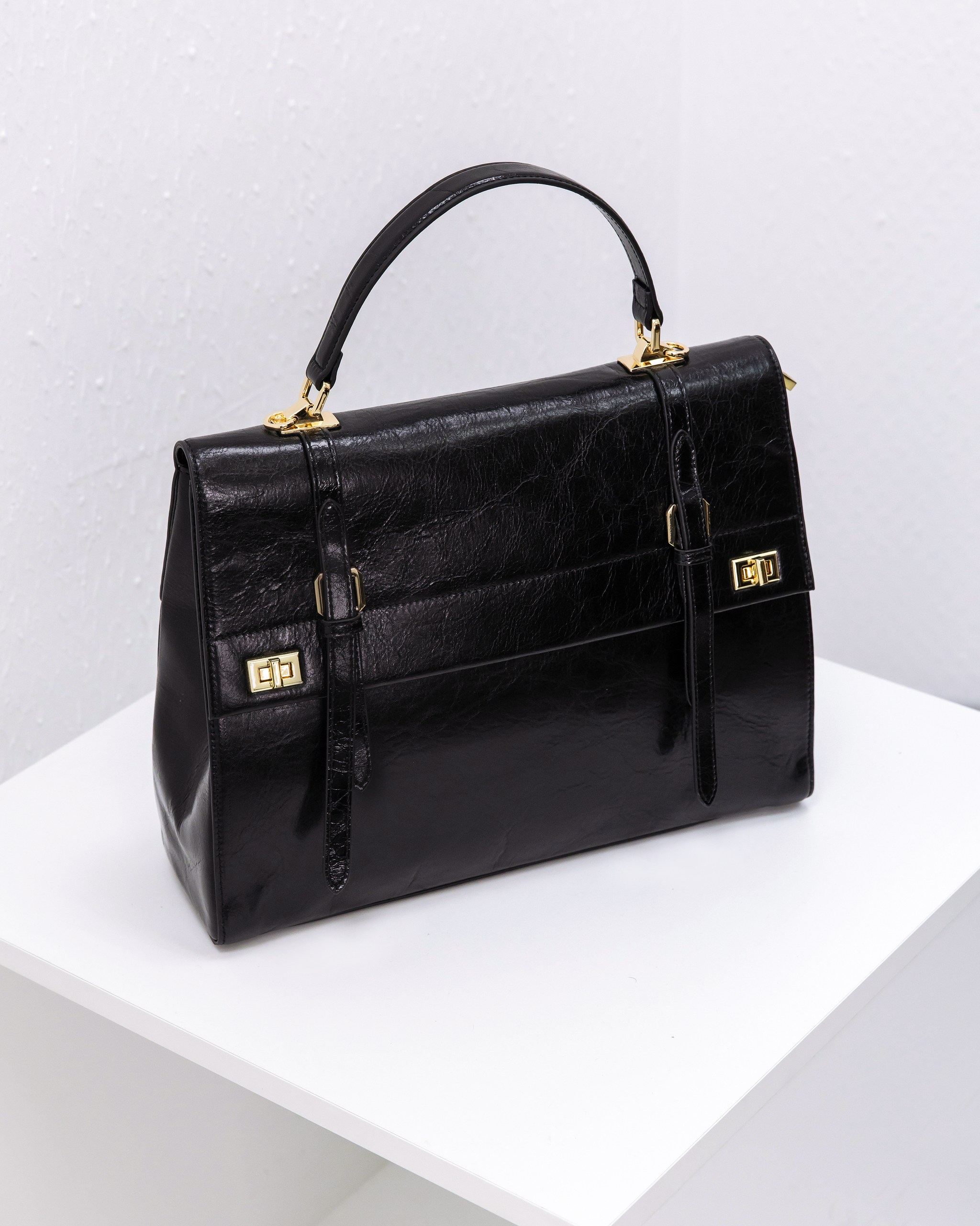 LACCOMA bag-1020 / черная кожа