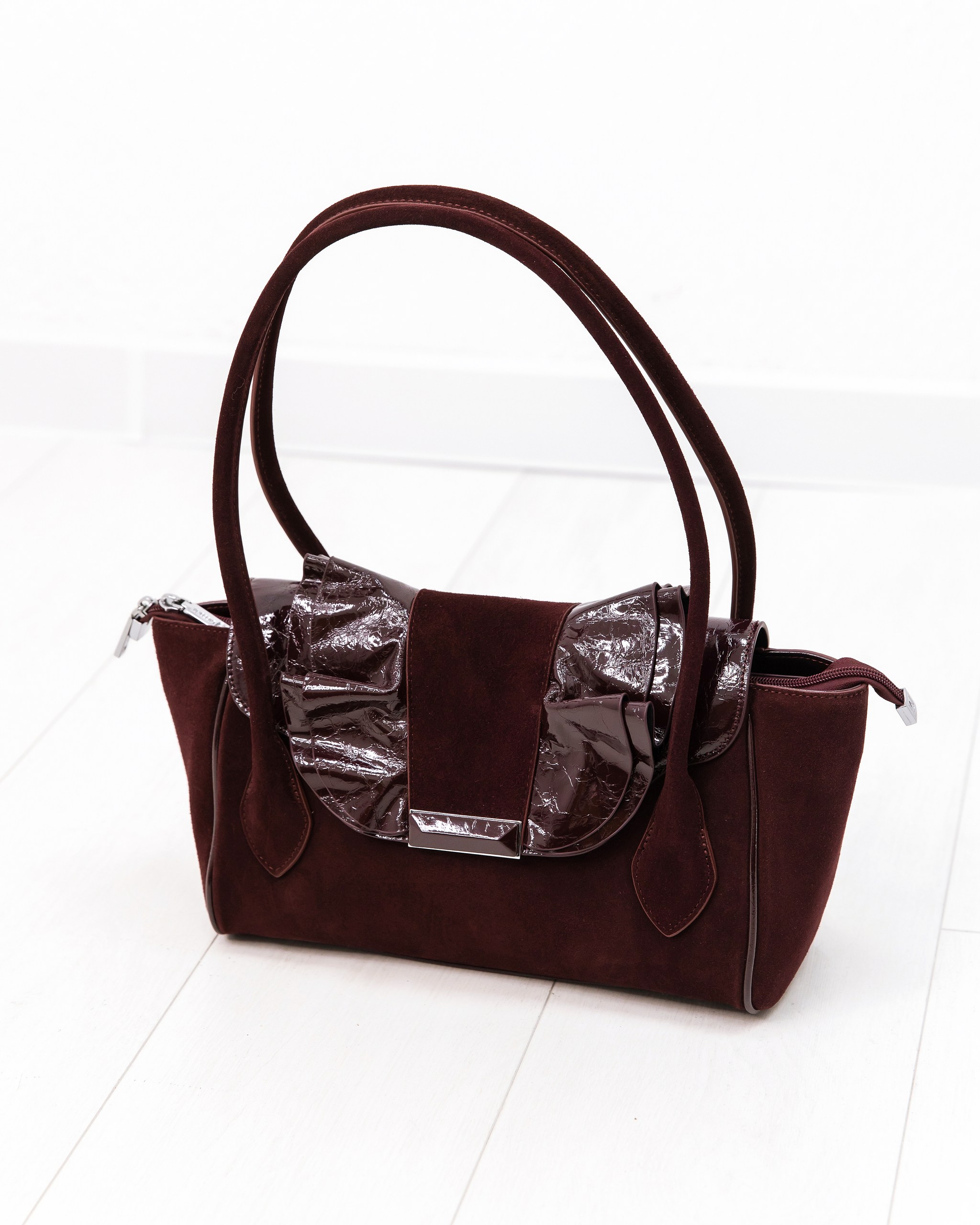 LACCOMA 2430 / бордовая замша + лак