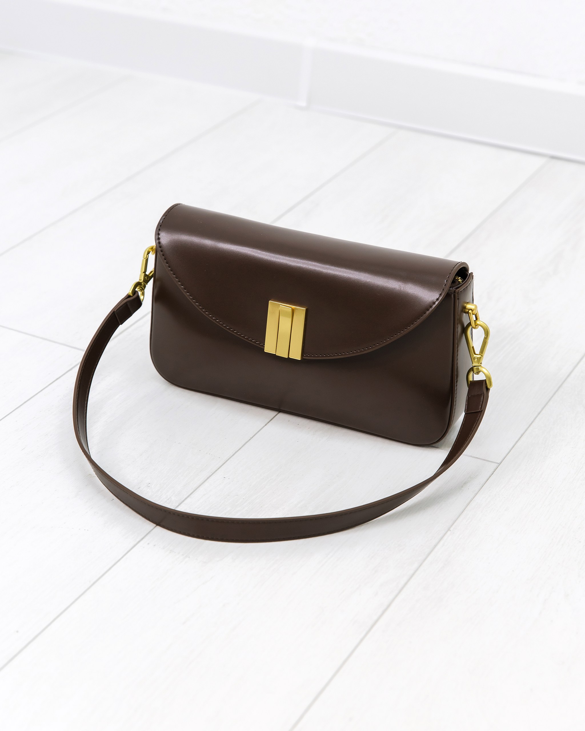 LACCOMA bag-2203 / коричневая кожа