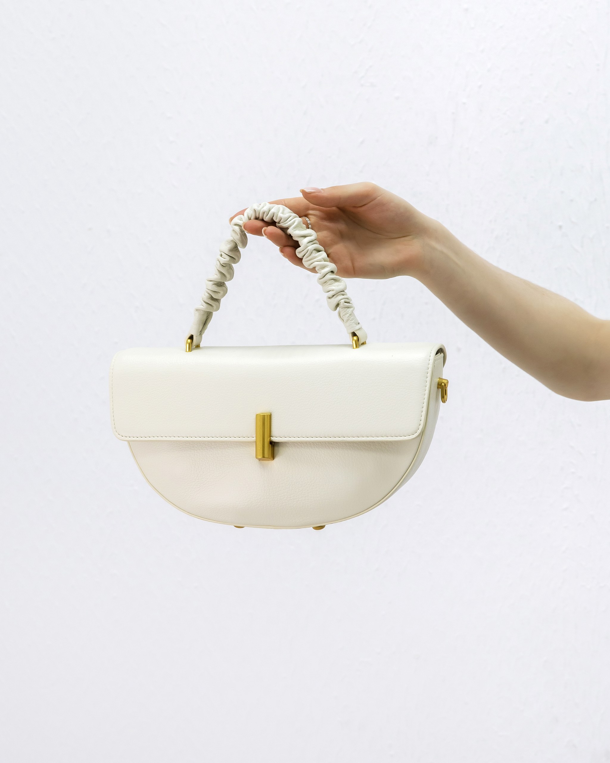 LACCOMA bag-2287 / молочная кожа