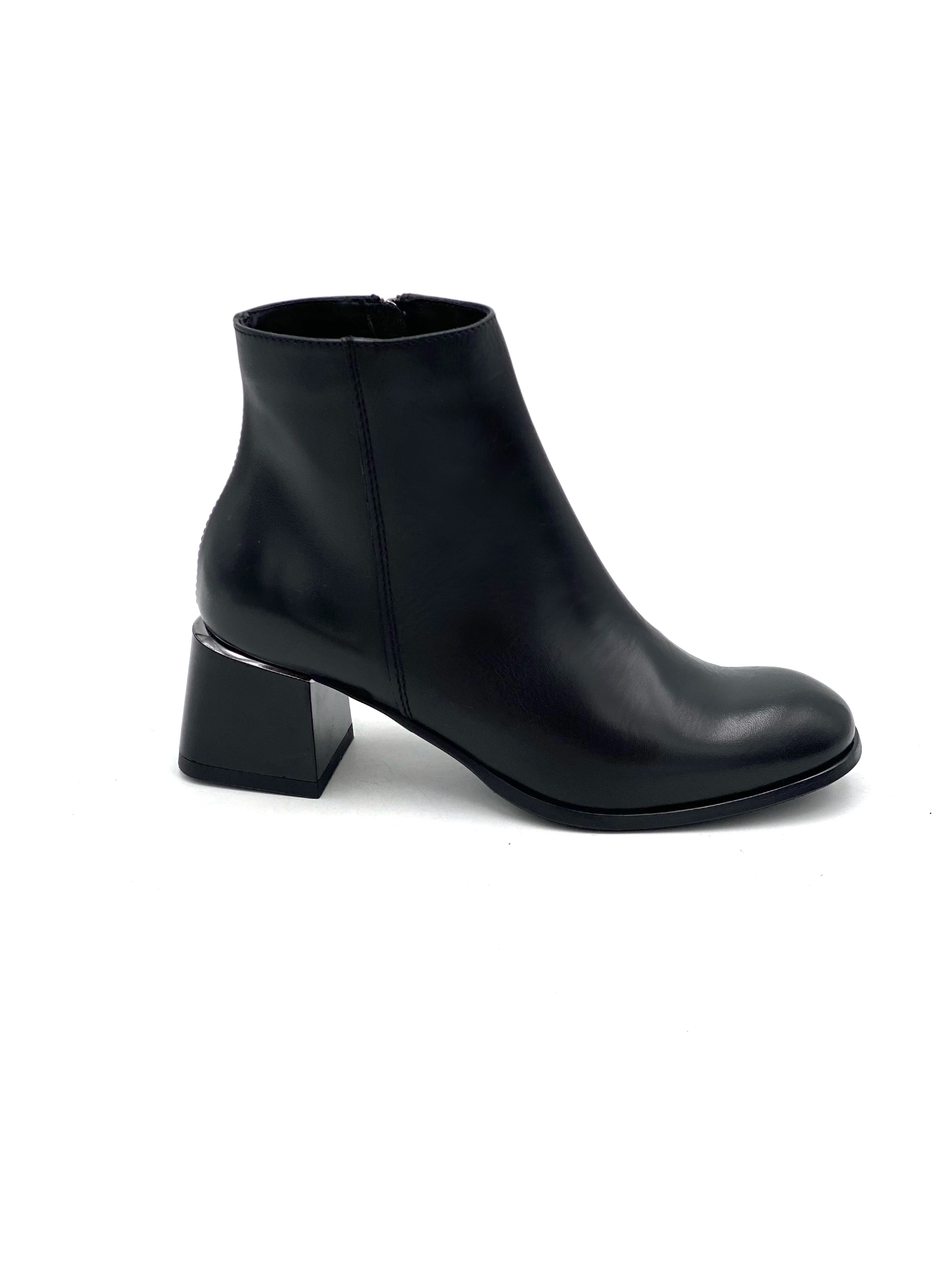 SOLO FEMME 92201 / чёрная кожа